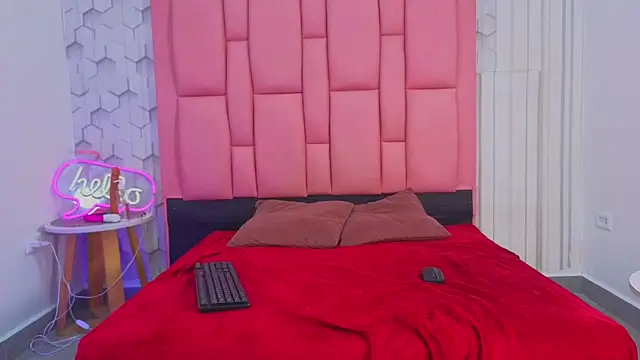 ashlleyray online show from 03/12/26, 08:15