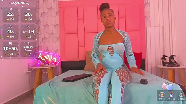 ashlleyray online show from 04/13/26, 06:57