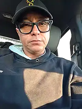 DoggiiDick online show from 03/10/26, 02:11