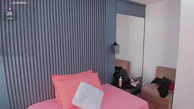 SusanaBell  online show from 04/06/26, 08:32