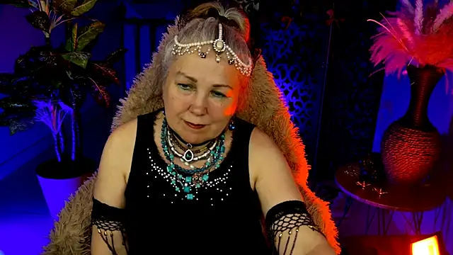 LilaMaharani online show from 04/18/26, 01:48