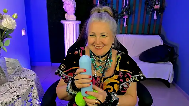 LilaMaharani online show from 05/28/26, 12:57