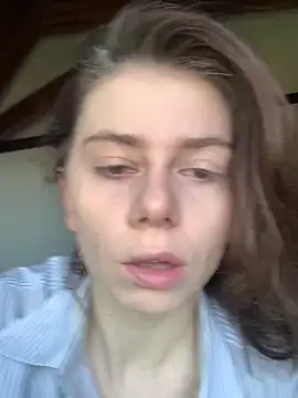 Snapshot of VelvetChloe chatting on 03/02/26, 12:45 VelvetChloe online show from 03/02/26, 12:45