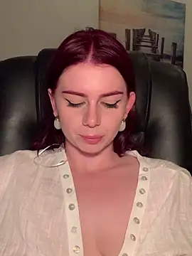 VelvetChloe online show from 05/31/26, 06:09