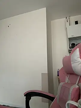 soft focus online show from 04/12/26, 04:50