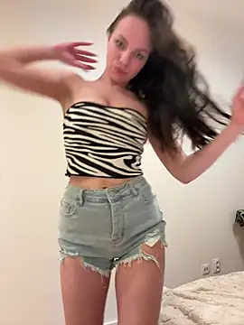 KamilaIv online show from 03/18/26, 05:38
