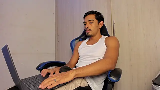 jossi12345j online show from 03/17/26, 01:58