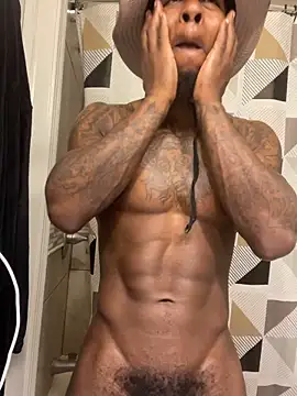 Snapshot of MidwestMandingo9 chatting on 03/01/26, 04:31 MidwestMandingo9 online show from 03/01/26, 04:31