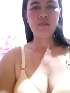 sweet lyn2025 online show from 03/11/26, 07:20