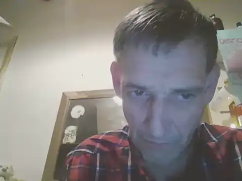 DOUBLETROUBLE7773 online show from 03/20/26, 05:01