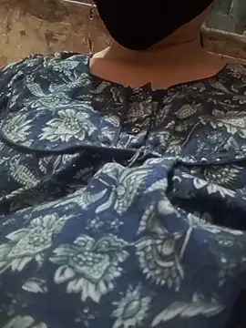 Tamillaxmi12 online show from 03/13/26, 02:12