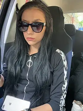 Snapshot of anamaria04 chatting on 04/10/26, 02:44 anamaria04 online show from 04/10/26, 02:44