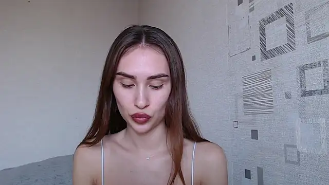 yourameliaa online show from 03/17/26, 01:14