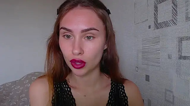 Snapshot of yourameliaa chatting on 04/29/26, 01:59 yourameliaa online show from 04/29/26, 01:59