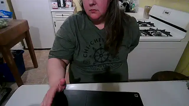 smalltowntrouble online show from 04/25/26, 02:58