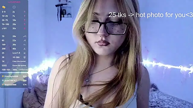 Snapshot of CucKuhta chatting on 05/27/26, 05:10 CucKuhta online show from 05/27/26, 05:10