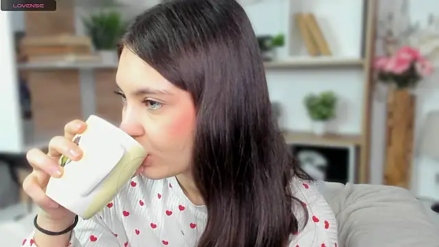 MirthaBolduan online show from 03/05/26, 08:10