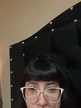 elizabeth200 online show from 03/26/26, 01:33