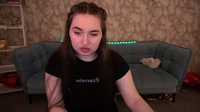 RapunzelAngel online show from 04/13/26, 05:46