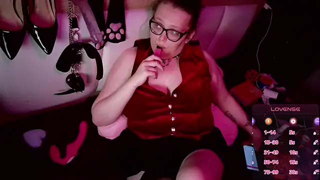 Snapshot of linafolie chatting on 04/07/26, 07:58 linafolie online show from 04/07/26, 07:58