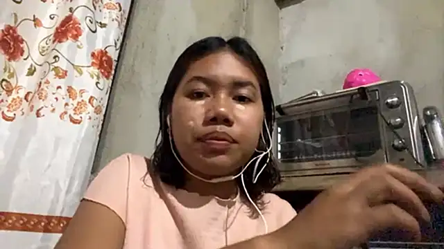 Snapshot of MatildaMozick chatting on 03/03/26, 09:53 MatildaMozick online show from 03/03/26, 09:53