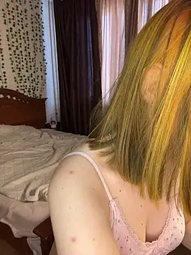 SweetsforLily online show from 03/25/26, 10:21