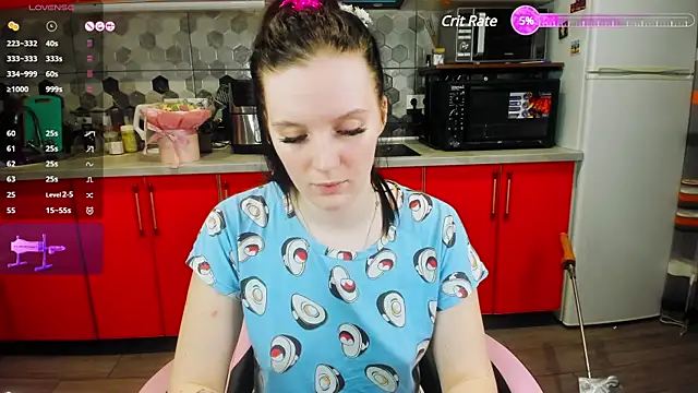 Snapshot of Mary_Blu chatting on 02/05/25, 11:06 Mary Blu online show from 02/05/25, 11:06