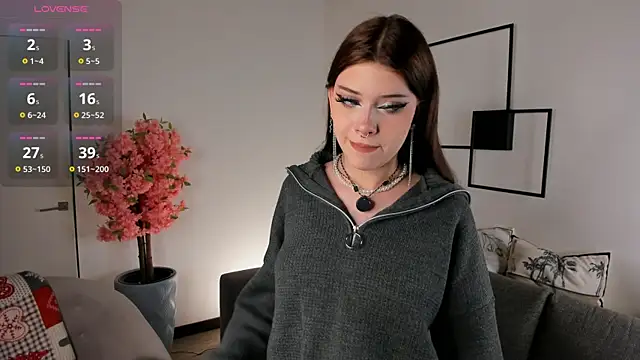 Glowia online show from 04/12/26, 07:13