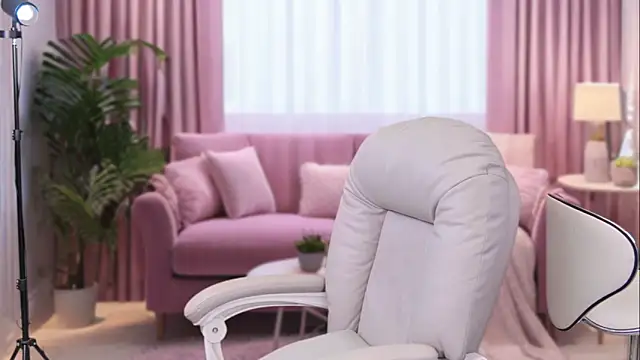 Snapshot of youyou-8 chatting on 04/04/26, 04:11 youyou-8 online show from 04/04/26, 04:11