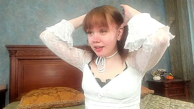 LeahAllsop online show from 05/15/26, 02:51