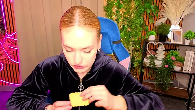 JenniferCamprell online show from 04/01/26, 04:26