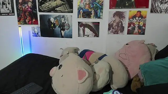 AdaraJode online show from 04/17/26, 07:28