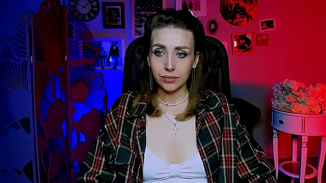 MonicaRiley online show from 04/06/26, 09:54