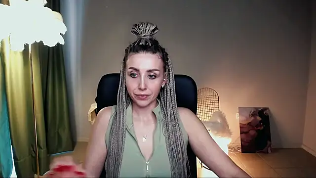 MonicaRiley online show from 05/29/26, 10:46
