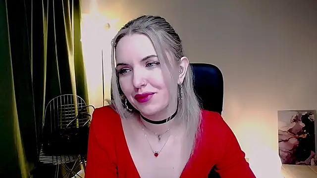 AliceSmite online show from 04/07/26, 10:37