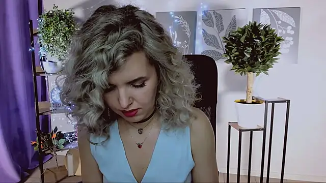 AliceSmite online show from 04/10/26, 02:55