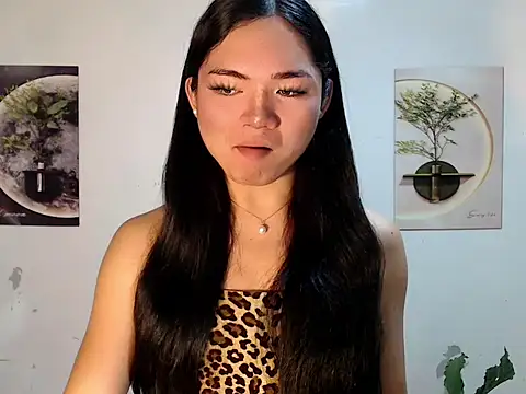 rainexox1 online show from 05/18/26, 09:48
