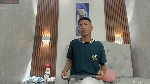 patrick lovee online show from 04/07/26, 01:44