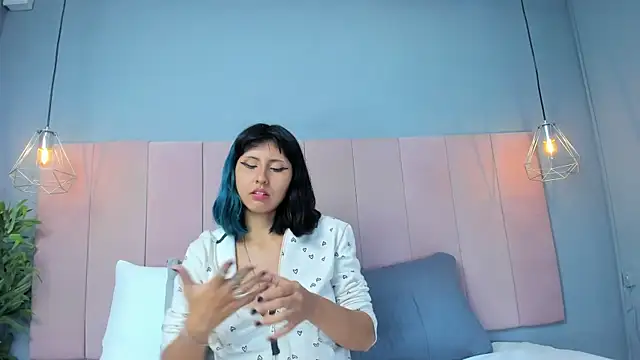 KleoLennox online show from 03/24/26, 03:17