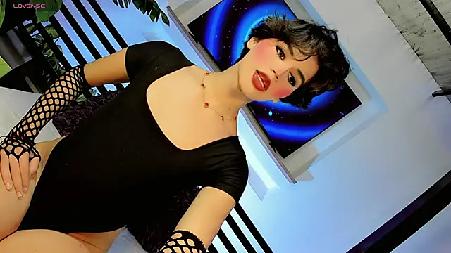 Valentiina Foxx online show from 06/05/26, 02:01