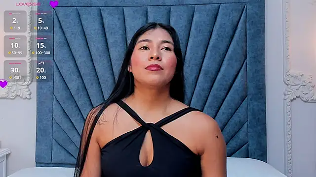 Leandra-Johnson online show from 04/07/26, 01:55