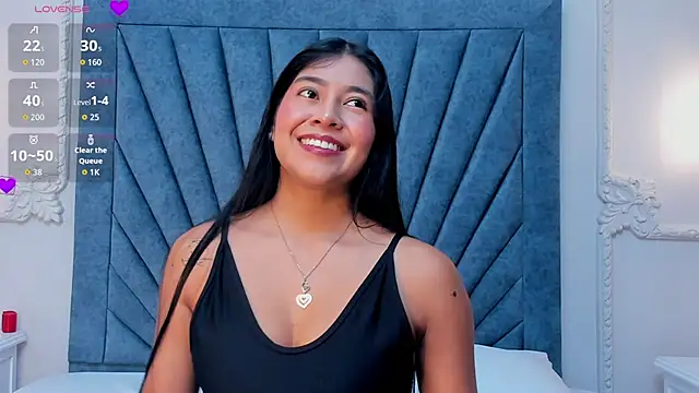 Leandra-Johnson online show from 04/20/26, 01:47