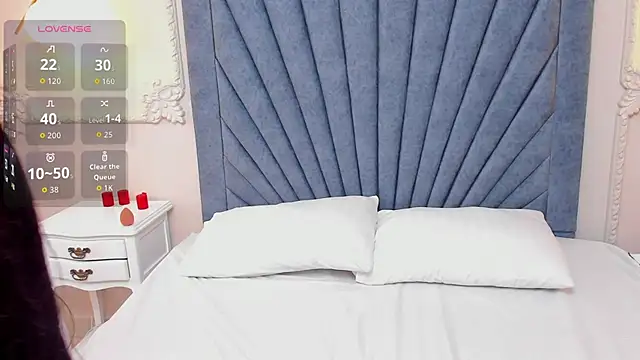 Leandra-Johnson online show from 05/20/26, 01:17