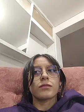 Naomimolie online show from 03/17/26, 12:19