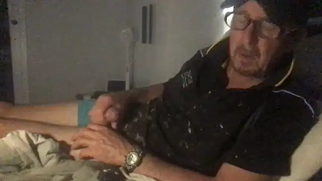 MrBombasticxxx online show from 05/28/26, 09:12