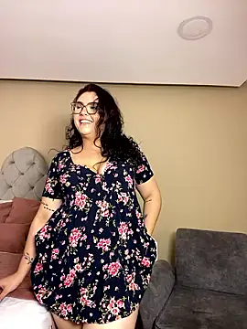 AlmaraRouge online show from 05/21/26, 08:16