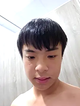 Snapshot of ovo0810 chatting on 03/19/26, 10:19 ovo0810 online show from 03/19/26, 10:19