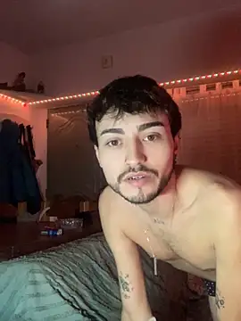 Lucasss2204 online show from 05/08/26, 04:18