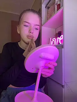 KayShaw online show from 03/07/26, 02:52