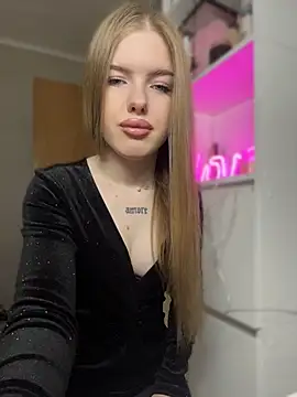 KayShaw online show from 04/17/26, 06:05